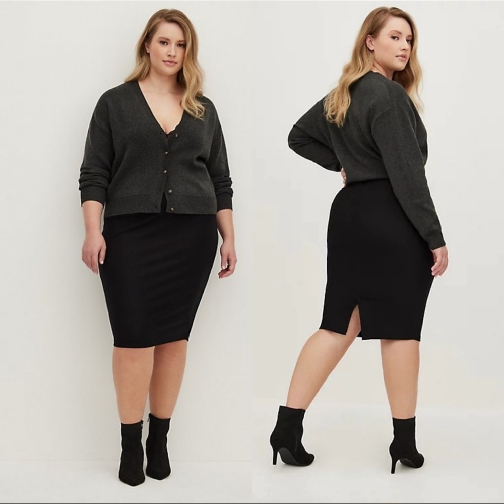 Torrid Black Premium Ponte Pencil Skirt Stretch Wide Waistband Size 2